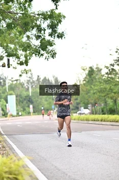 Runner Photo 1757465