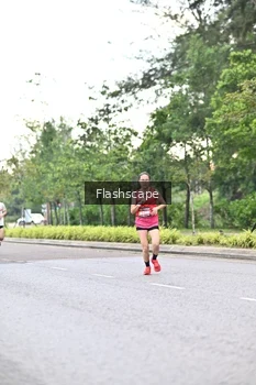 Runner Photo 1757510