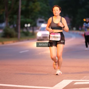Runner Photo 1757542