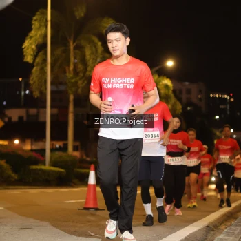 Runner Photo 1757549