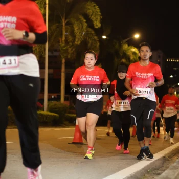 Runner Photo 1757575