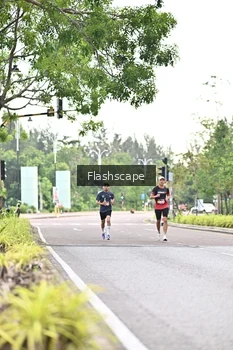 Runner Photo 1757620
