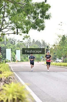 Runner Photo 1757623