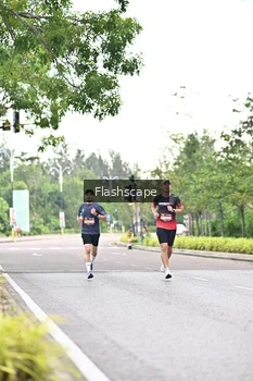 Runner Photo 1757681