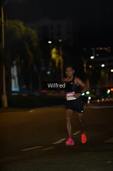 Runner Photo 1757691