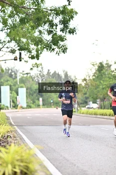 Runner Photo 1757702