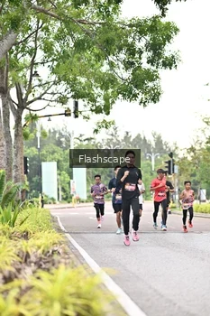 Runner Photo 1757823