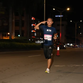 Runner Photo 1757990