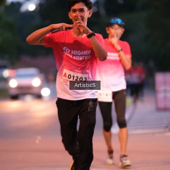 Runner Photo 1758012