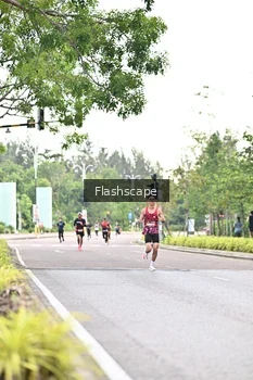 Runner Photo 1758018