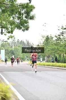 Runner Photo 1758022