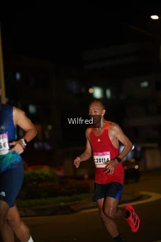 Runner Photo 1758049