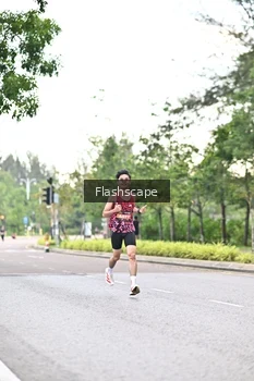 Runner Photo 1758095