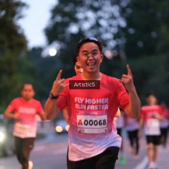 Runner Photo 1758152