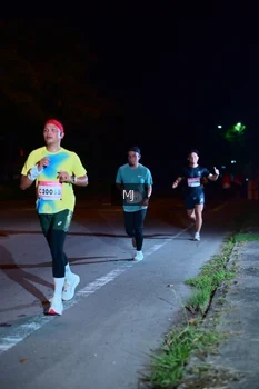 Runner Photo 1758209