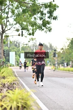 Runner Photo 1758233