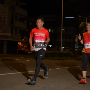 Runner Photo 1758406