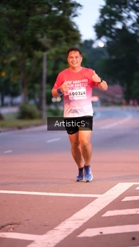 Runner Photo 1758419