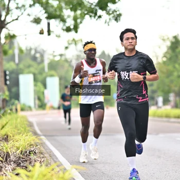 Runner Photo 1758476
