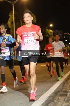 Runner Photo 1758482
