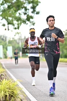 Runner Photo 1758484