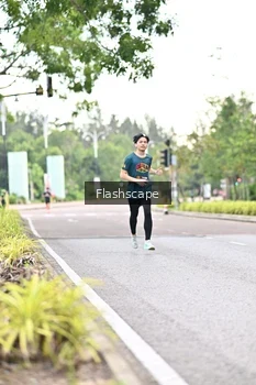 Runner Photo 1758528