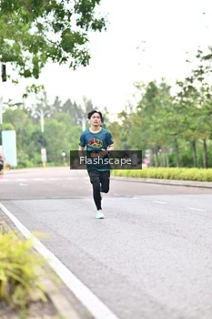Runner Photo 1758577