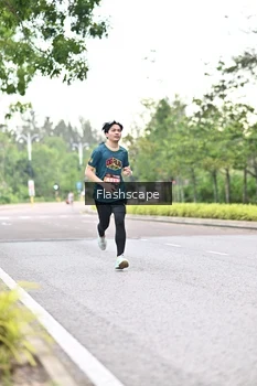 Runner Photo 1758610