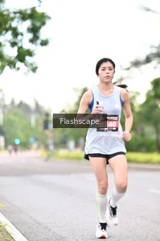 Runner Photo 1758784
