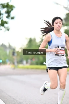 Runner Photo 1758799