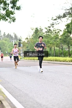 Runner Photo 1758926