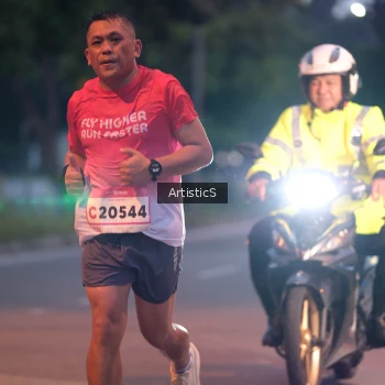 Runner Photo 1758988