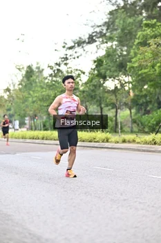 Runner Photo 1759003