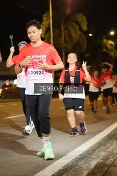Runner Photo 1759074
