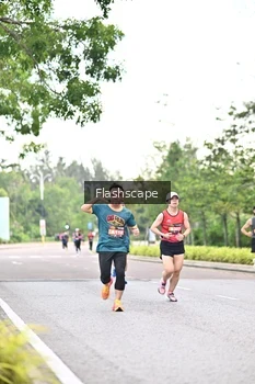 Runner Photo 1759094