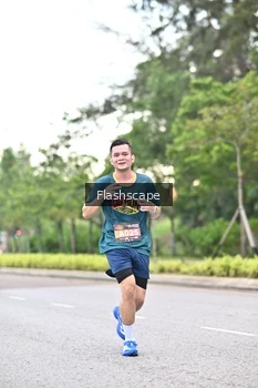 Runner Photo 1759222