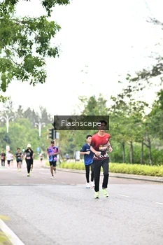Runner Photo 1759292