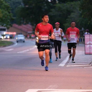 Runner Photo 1759301