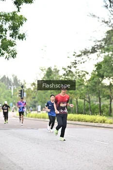 Runner Photo 1759302