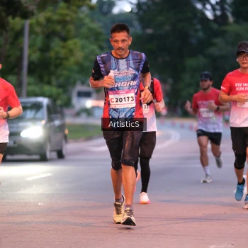 Runner Photo 1759359