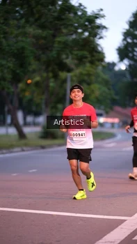 Runner Photo 1759393