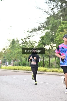 Runner Photo 1759408