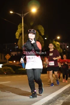 Runner Photo 1759418