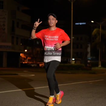 Runner Photo 1759585