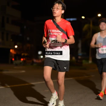Runner Photo 1759670