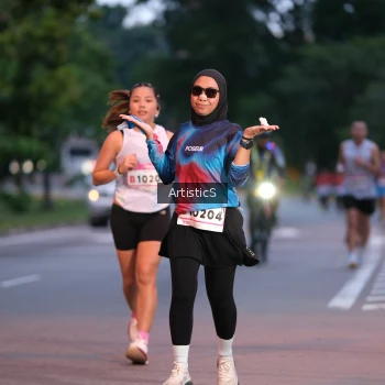Runner Photo 1759755