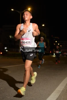 Runner Photo 1759775