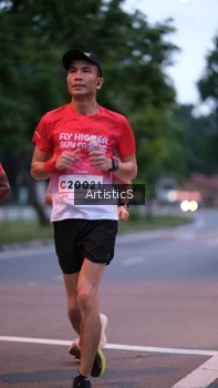 Runner Photo 1759902