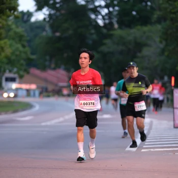 Runner Photo 1759918