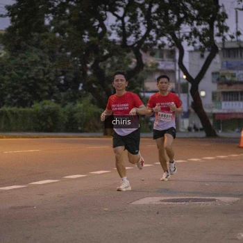 Runner Photo 1759924
